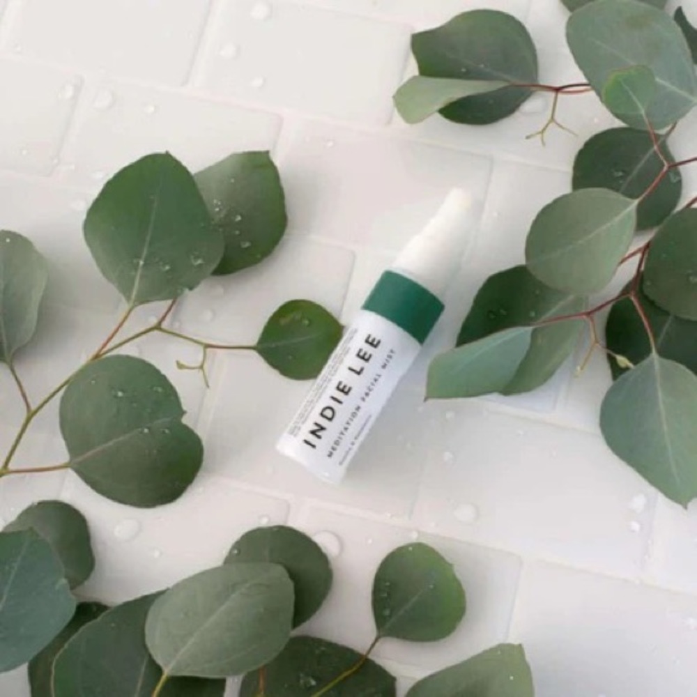 🌸INDIE LEE DE-STRESS HYDRATING FACIAL MIST🌸